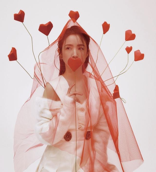 林依晨称与老公婚后从未吵过架，十五六岁时就