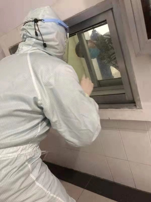 我在隔离区⑩丨有人两次缺席家人生日,有人瞒