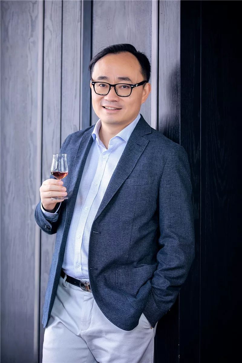 未来还有很多个春天,我们要一起走过