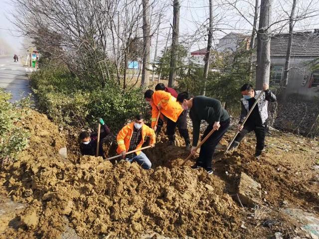 盱眙县鲍集镇:乡村路上的逆行者