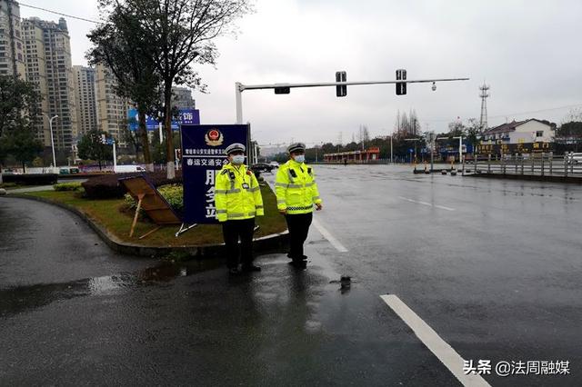 常德交警:战"疫情"也要保畅通 全力做好节后返程高峰道路交通安保工作