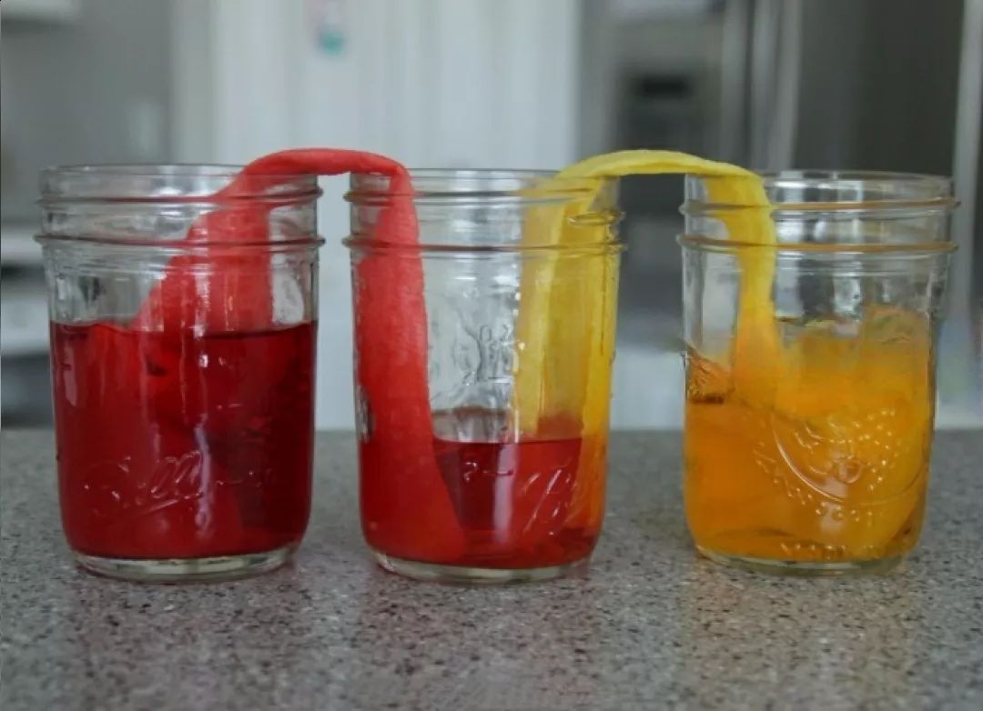 心形瓜子 纸巾 杯子 猜成语_纸巾带血的图片