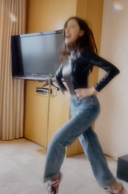 84555d996f9a43068b5f16bdce167559.png