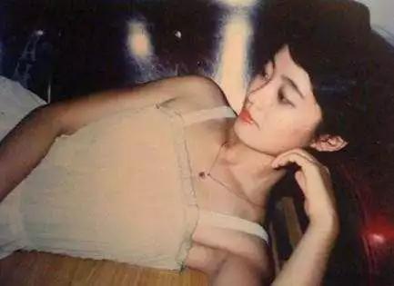 女性|12张老照片：想不到80年代的中国女性那么美！