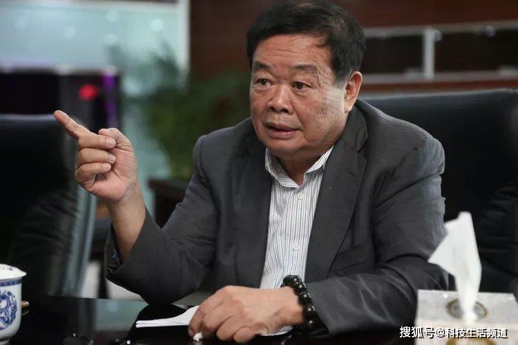 香港两大家族捐款千万援助武汉，李嘉诚至今沉
