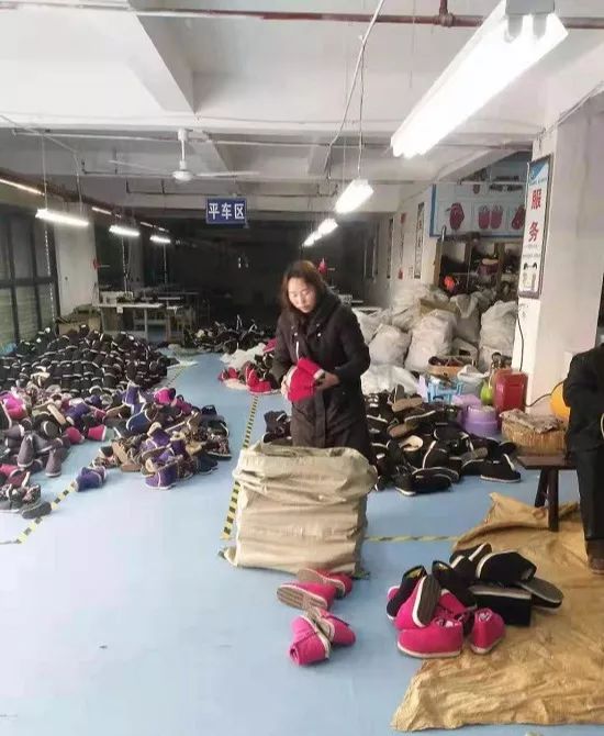 贵州凤岗人口有多少_贵州人口分布地图