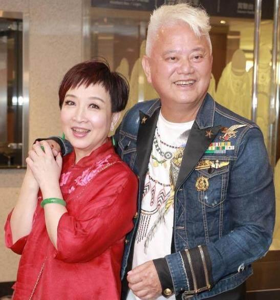 演“阮玲玉”一炮而红，与张国荣演风月片，3