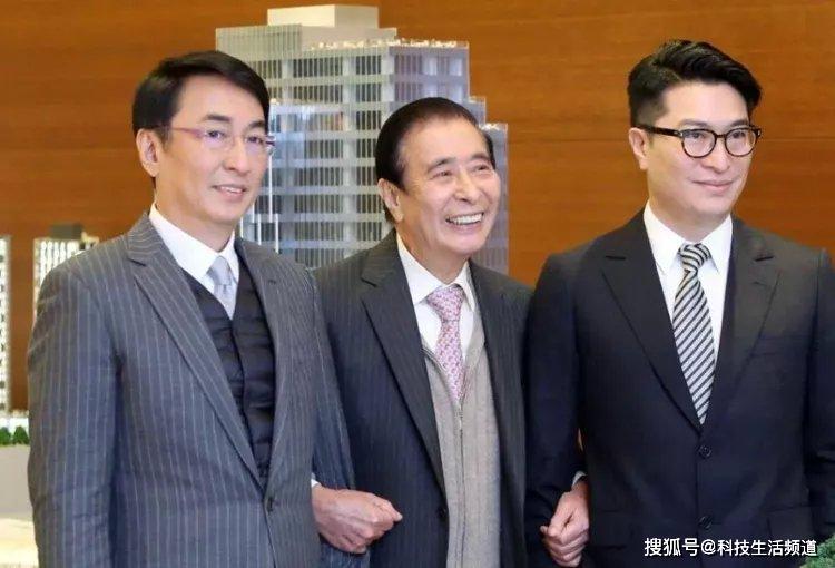 香港两大家族捐款千万援助武汉，李嘉诚至今沉