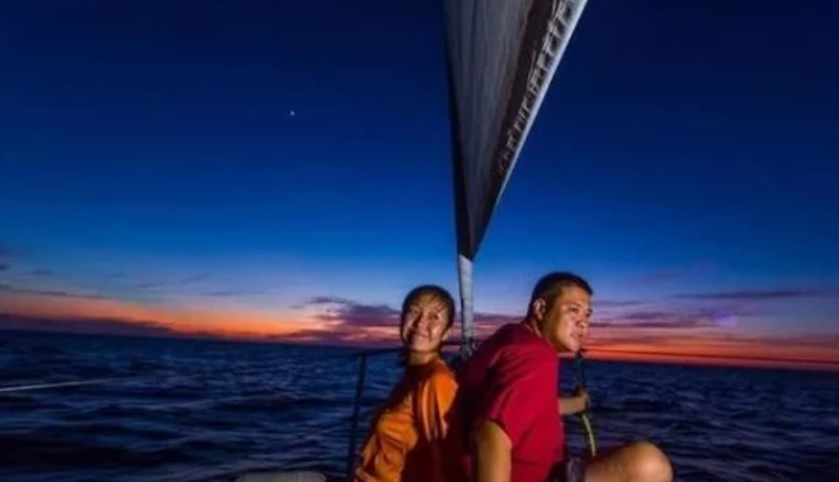 旅行者小多自驾游视频全集 e16b1bf2d6464a1597523231d467d365.png