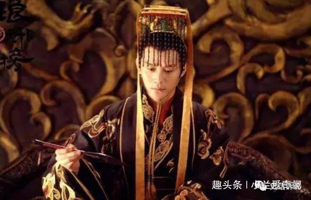 皇帝|古代为何没人制造假圣旨？看一个字后，专家两个字：佩服！