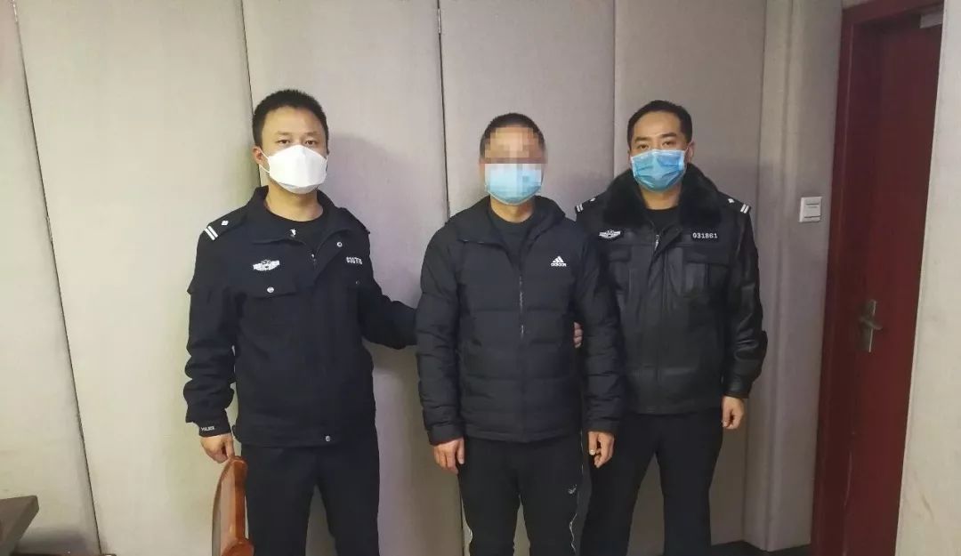 安庆人口罩_安庆娱人码头红茶坊(2)