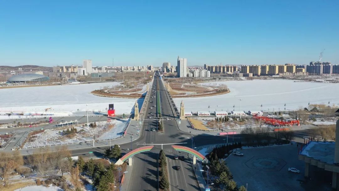 【视频图文】寂静的乌兰浩特,让我们爱得心疼_城市