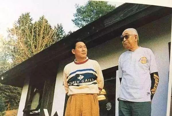 点击查看源网页