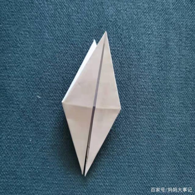 儿童手工折纸:小燕子swallow