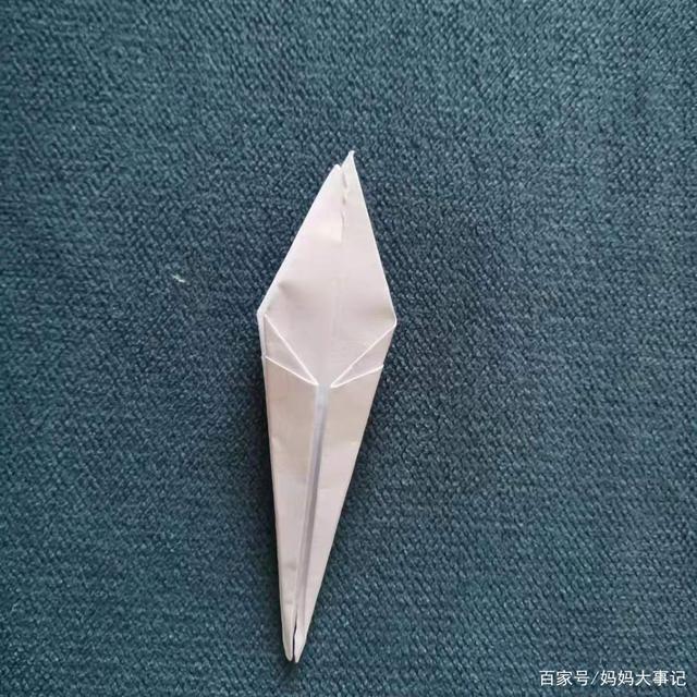 儿童手工折纸:小燕子swallow