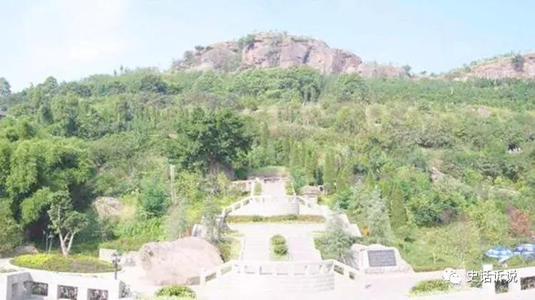 慈禧|谁家祖坟比它牛？光绪和慈禧不敢碰，国家修铁路也要绕着走