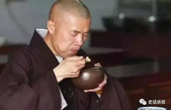 破山禅师|张献忠逼和尚吃肉，和尚含泪吃完说了2句话，如今成了千古名言！