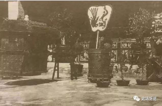 人山人海|最后一个国葬的中国皇帝,128人抬棺,人山人海,百姓自愿跪送