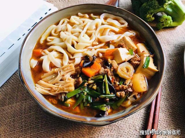 小鱼怎么做面食 23af38a4fca44489bdda7e0345888668.jpeg