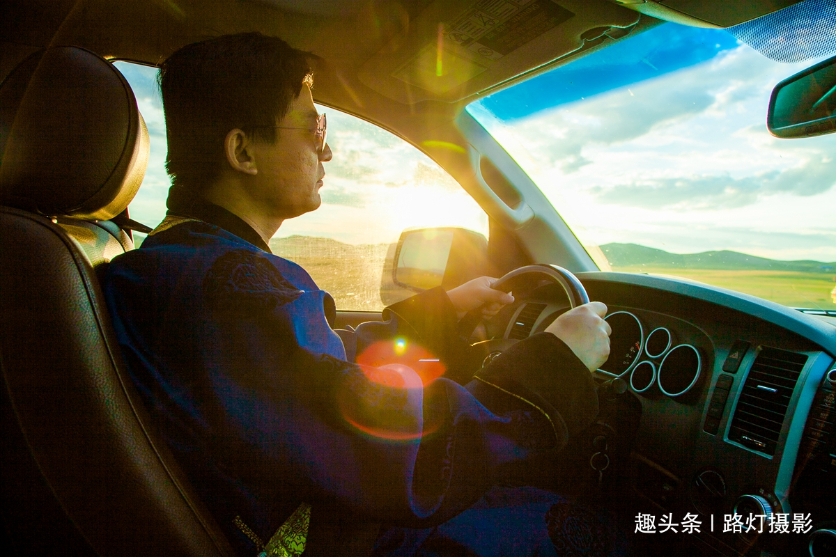 老年人旅游,适合跟团还是自由行?