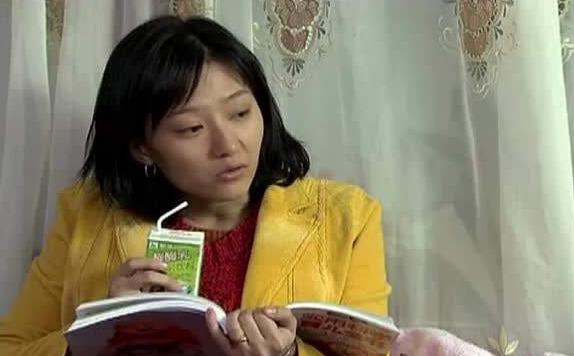 大夫王天来 比如,赵四跳舞. 赵四跳舞 比如:刘能和谢广坤打架.