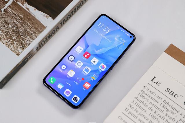 高颜值手机应该怎么做？vivo S5是这样让外观和拍照兼得的