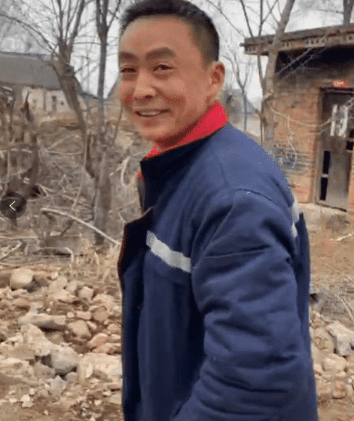河南人口罩_戴口罩的卡通图片