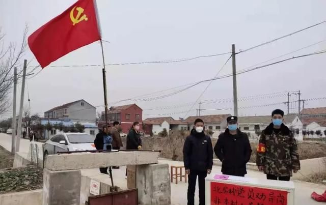 抗疫感人口号_抗疫感人图片(2)