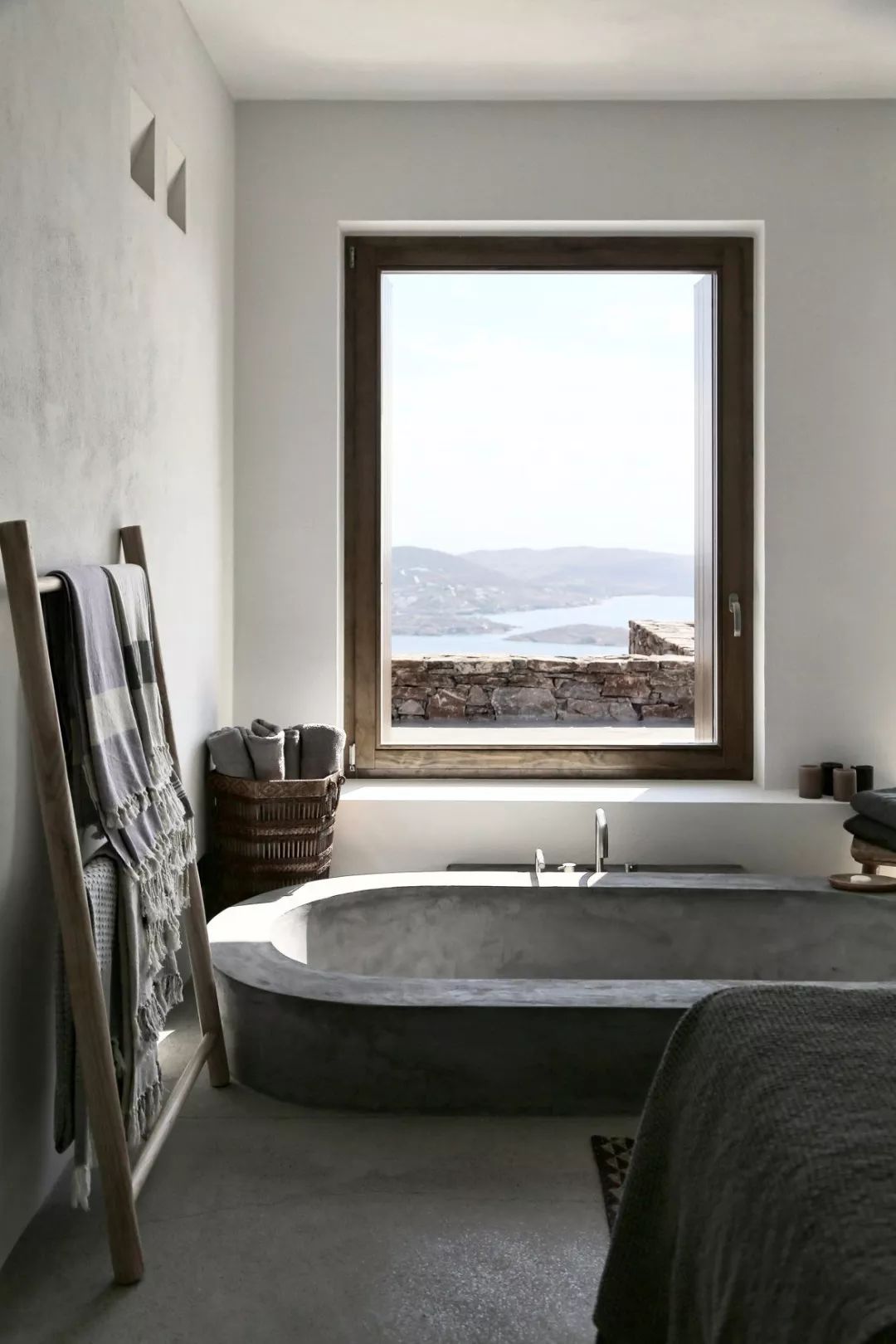 现代卧室内浴缸设计效果图图片_装饰装修_建筑空间-图行天下素材网