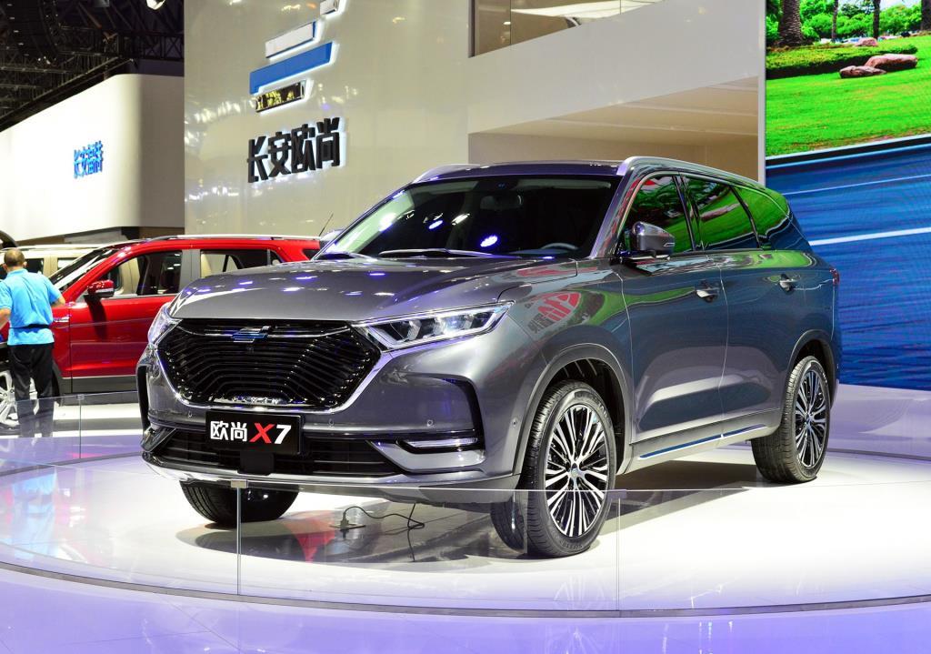 又一高颜值SUV来势汹汹,配蓝鲸1.5T发动机,H