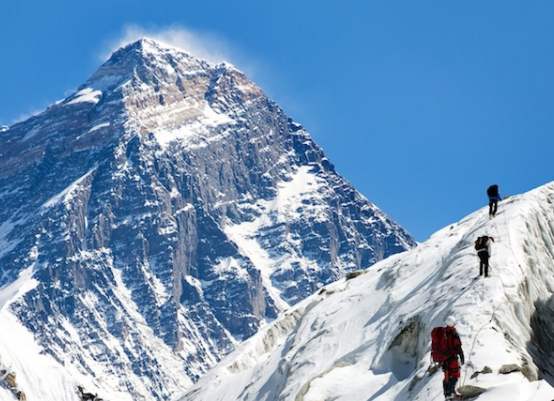 喜马拉雅山和珠穆朗玛峰 40d8919e0964413483ba57680e9b3c8e.jpeg