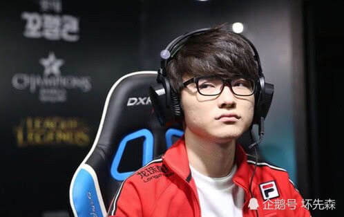 uzi复出首秀热度破纪录 4e58a67b13fa488b9134fa39cfc45ab9.jpeg