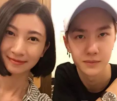 以为王一博和姐姐长得够像了，看到宋威龙姐姐