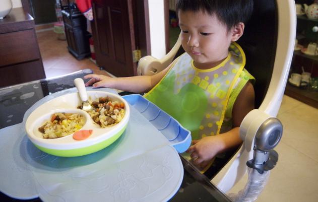 #育儿之百科全书#3岁孩子特殊时期老咳嗽，别慌张，奶奶拿出绝活，养脾肺不咳嗽