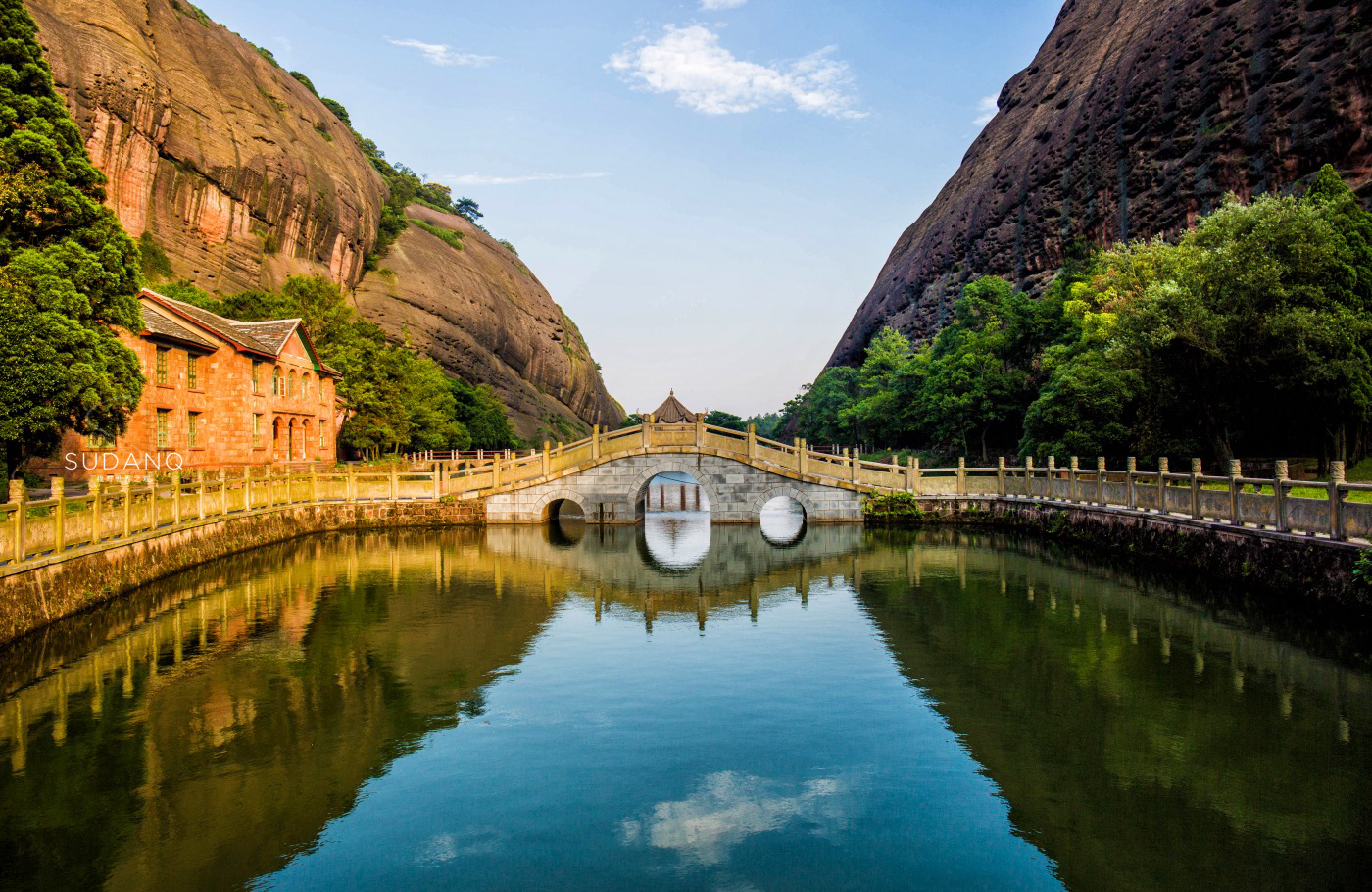 江西这座山太美了!既是世界地质公园,也是世界