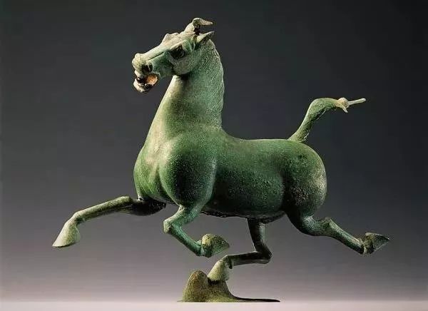 黄銅飛燕馬 aa60d4638a1342a1bcf8087c703869