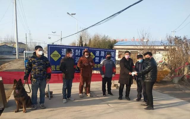 抗疫感人口号_抗疫感人图片(3)