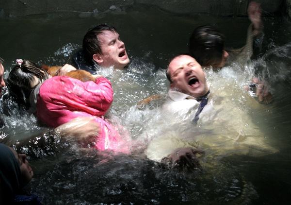 老维修工提出危险警示，竟然被当成精神病