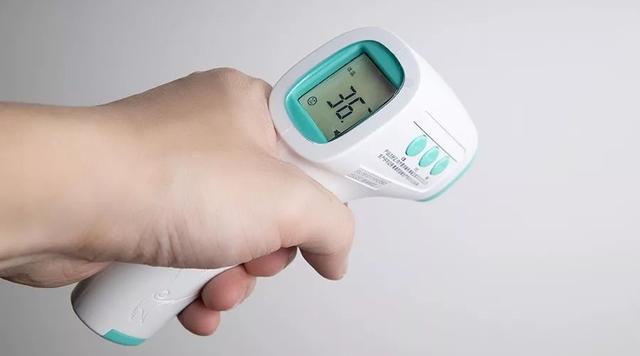 如何给手机消毒杀菌 49273a8c47bf4a2e89f7a225180fe408.jpeg