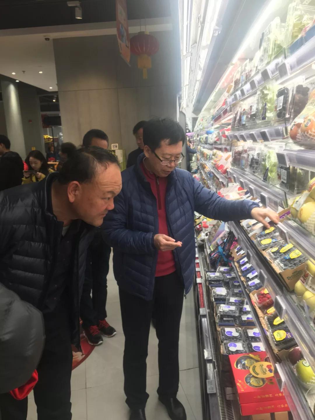 灵武长枣产业考察团一行参访四季青（宁夏）保鲜乐动体育技术研究院上海创新样板工厂(图7)