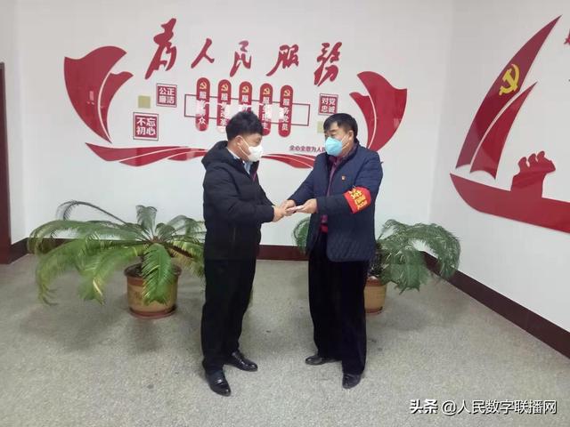 莱西市姜山镇党员群众携手防大疫誓夺防控狙击最后胜利