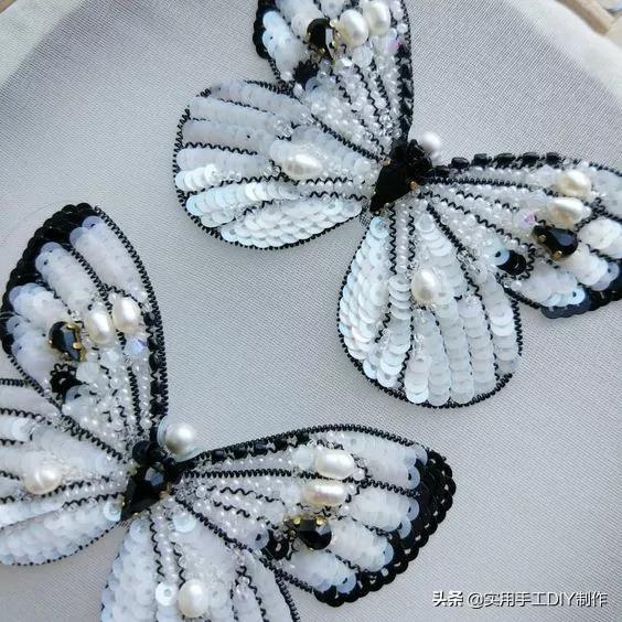 「串珠刺绣」这么多美丽的蝴蝶,欣赏一下也是很养眼的