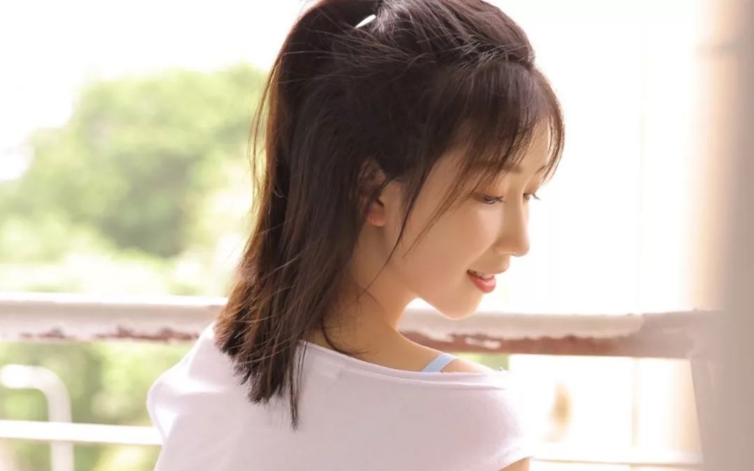 气质不俗,年纪越大越有魅力的三大星座女,最是迷人