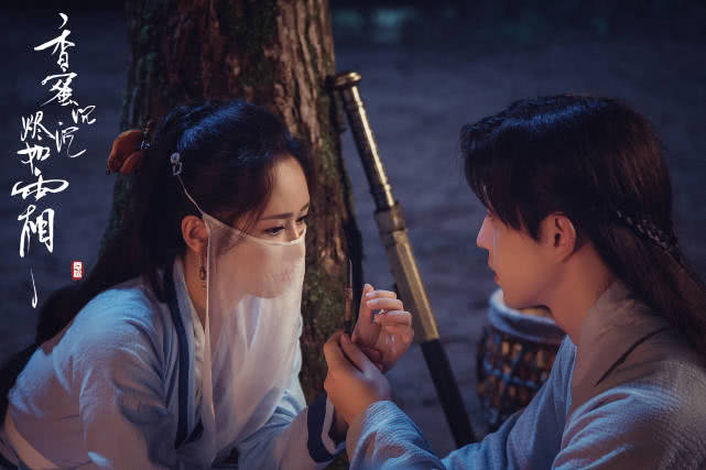 为什么杨紫那么火却总是挨骂，因为合作的演员