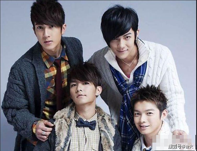 台湾演艺圈没落后,他凭什么还能红?