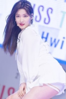 韩国23岁爱豆律喜诞下双胞胎 与崔敏焕未婚先孕