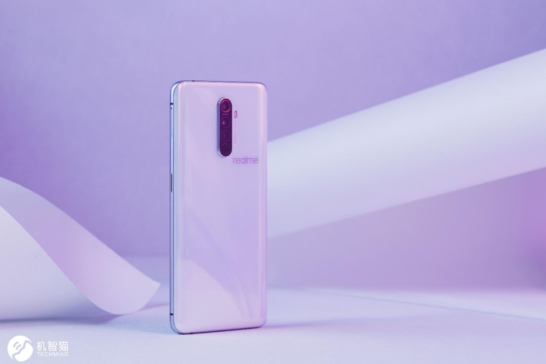 旗舰手机降价推荐2022年最值得买 e4bb8c99ce564e40bb3b9fb3e1cca0b7.jpeg