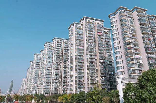 “医生护士与湖北人，不得入内”