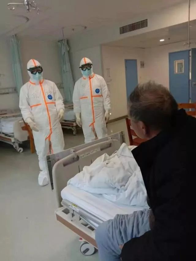 黄冈发热人口_黄冈师范学院(3)