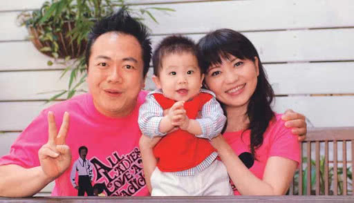 54岁男星因没回家吃年夜饭妻子怒断21年婚姻，曾
